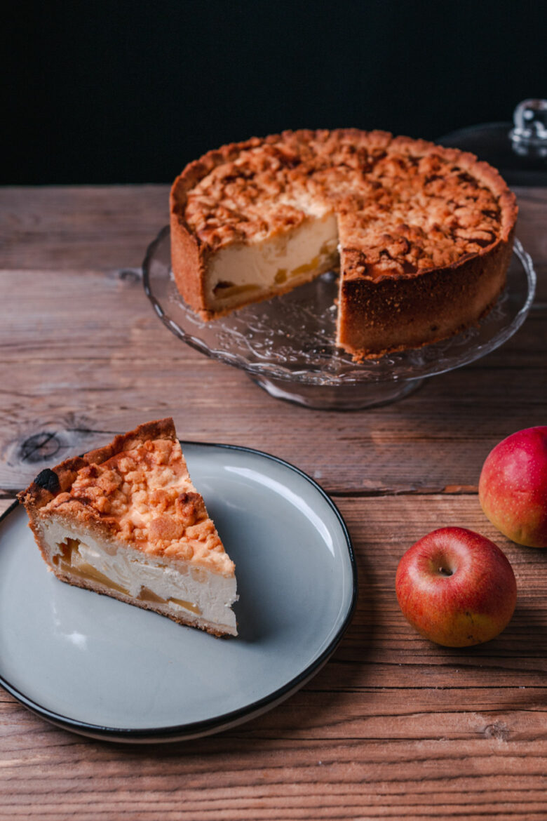 Apfel-Quarkkuchen mit Streusel