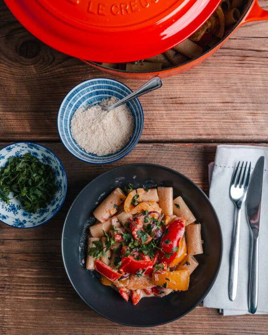 Pasta an Peperoni-Sauce