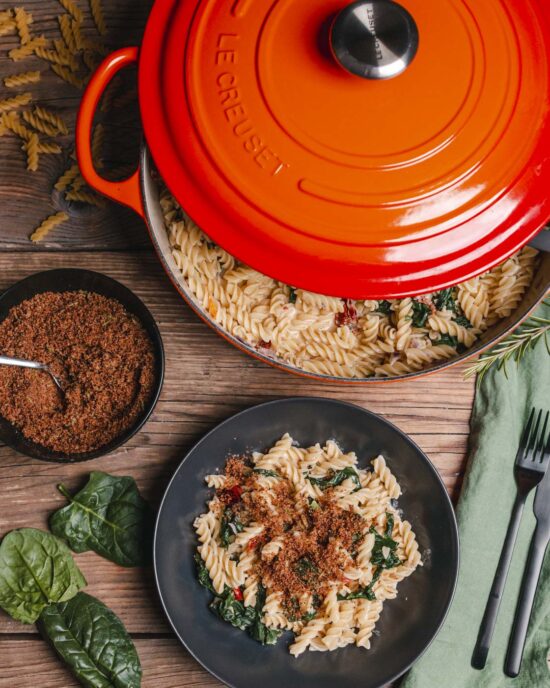 Pasta mit Dörrtomaten-Spinatsauce
