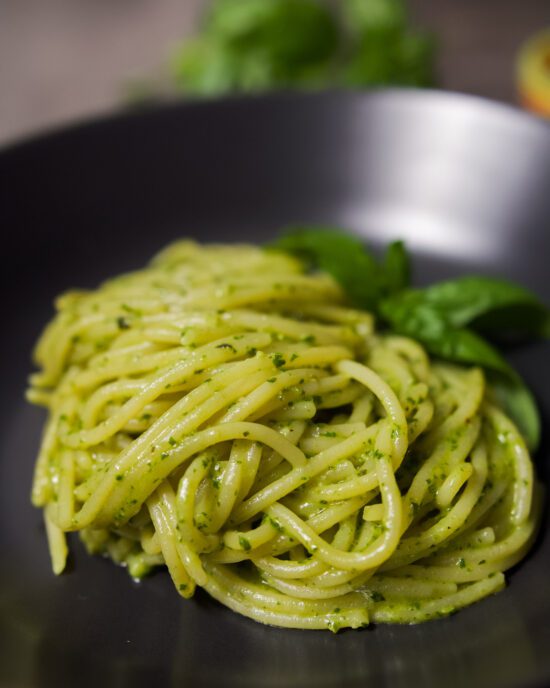 Basilikum Pesto